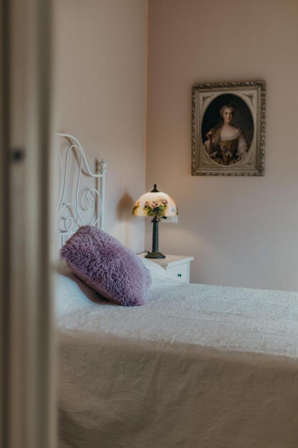 Le Due Dame Hotel Manerba del Garda Kültér fotó