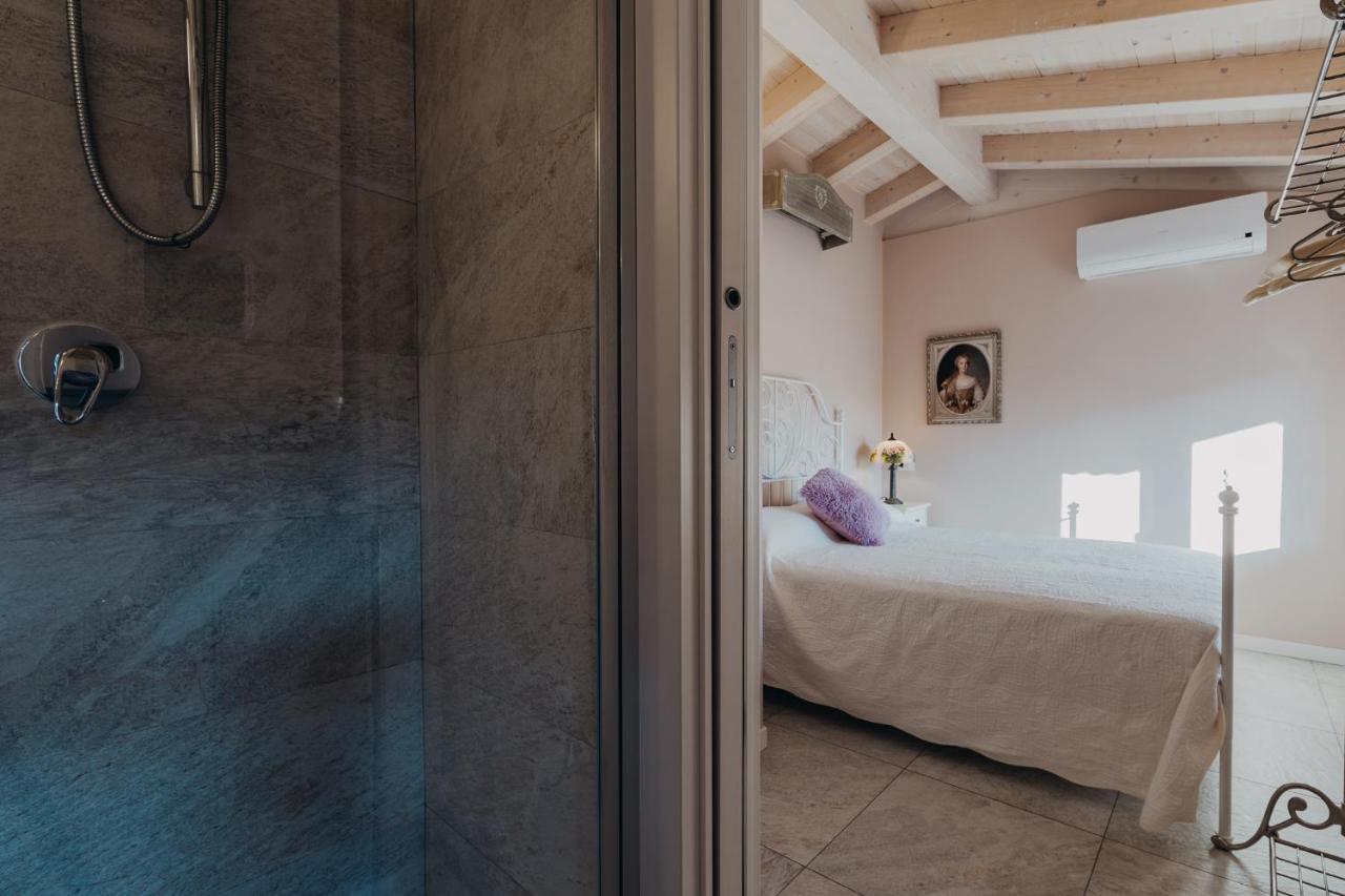 Le Due Dame Hotel Manerba del Garda Kültér fotó
