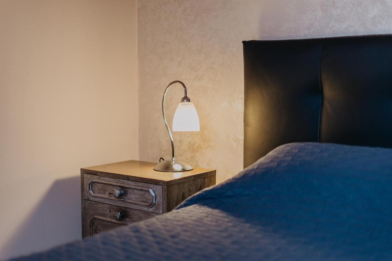 Le Due Dame Hotel Manerba del Garda Kültér fotó
