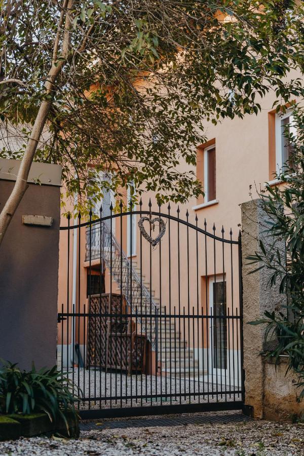 Le Due Dame Hotel Manerba del Garda Kültér fotó