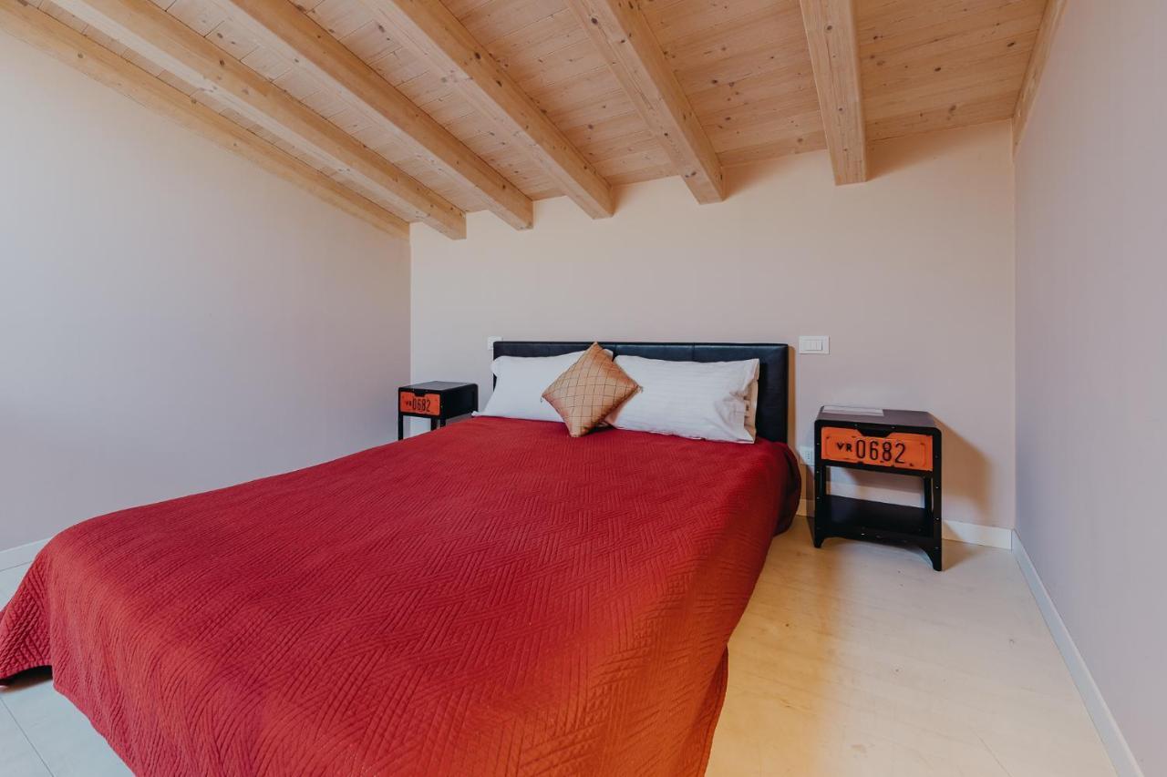 Le Due Dame Hotel Manerba del Garda Kültér fotó