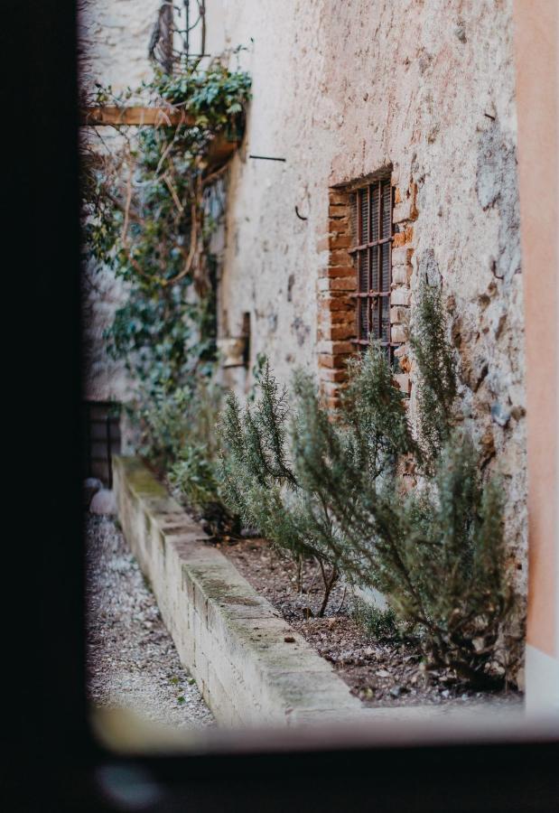 Le Due Dame Hotel Manerba del Garda Kültér fotó