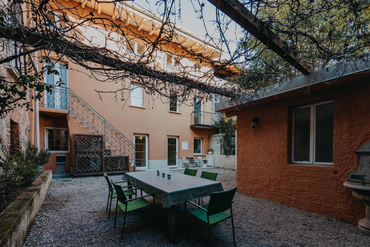 Le Due Dame Hotel Manerba del Garda Kültér fotó